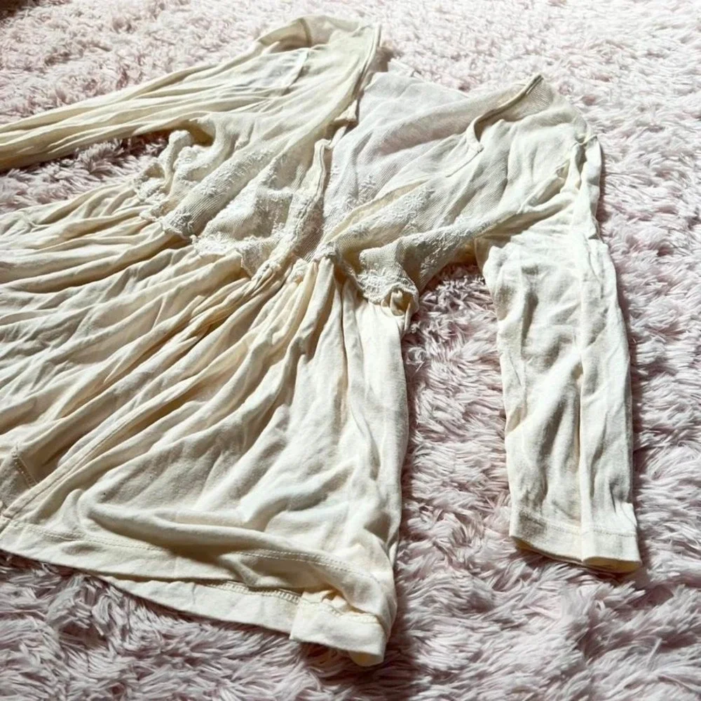 Boho Lace Delicate Coquette Twee Whimsical Womens Medium Fairy Core Cardigan - Picture 3 of 5